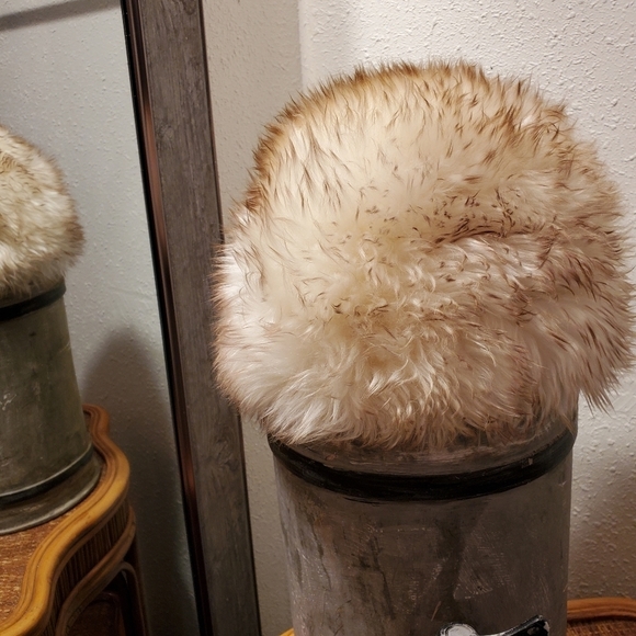 Other - Original from Montgomery Ward 1980's Dyes Italian Lamb Hat, Smoke free home
